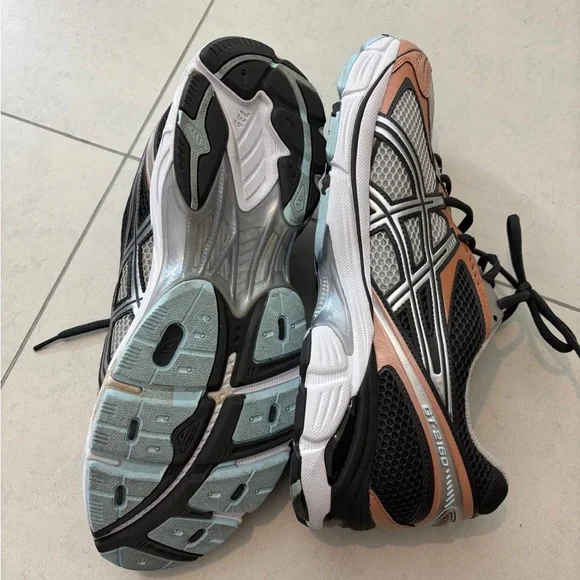 MENS ASICS - Picture 3 of 4